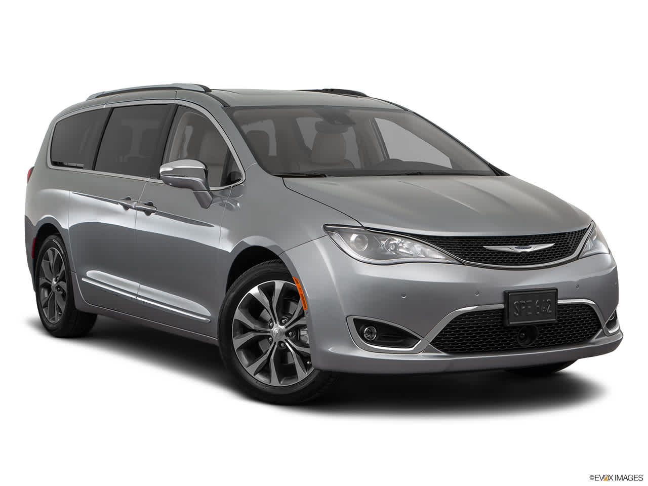 2017 Chrysler Pacifica Limited 33