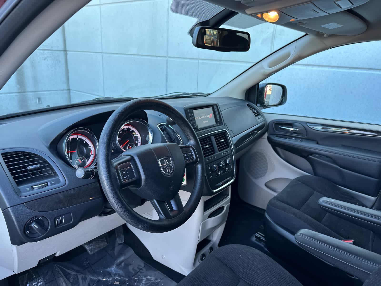 2019 Dodge Grand Caravan SE 9