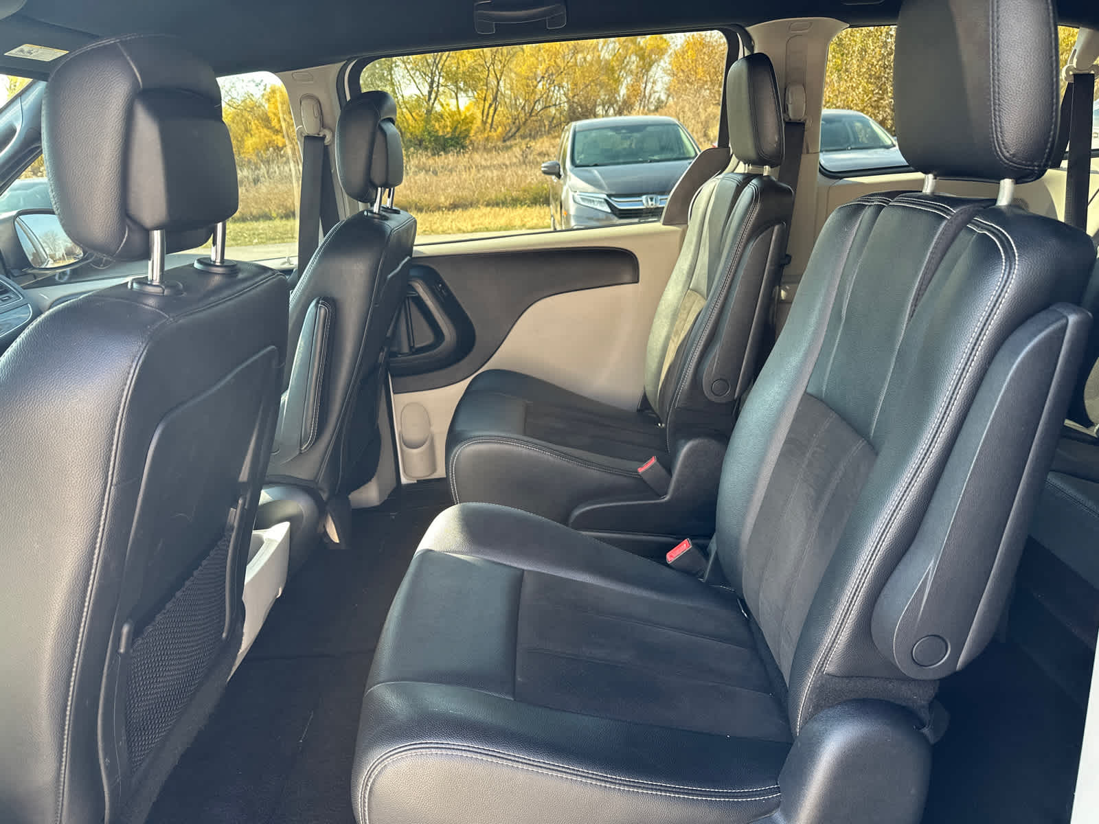 2020 Dodge Grand Caravan SXT 19