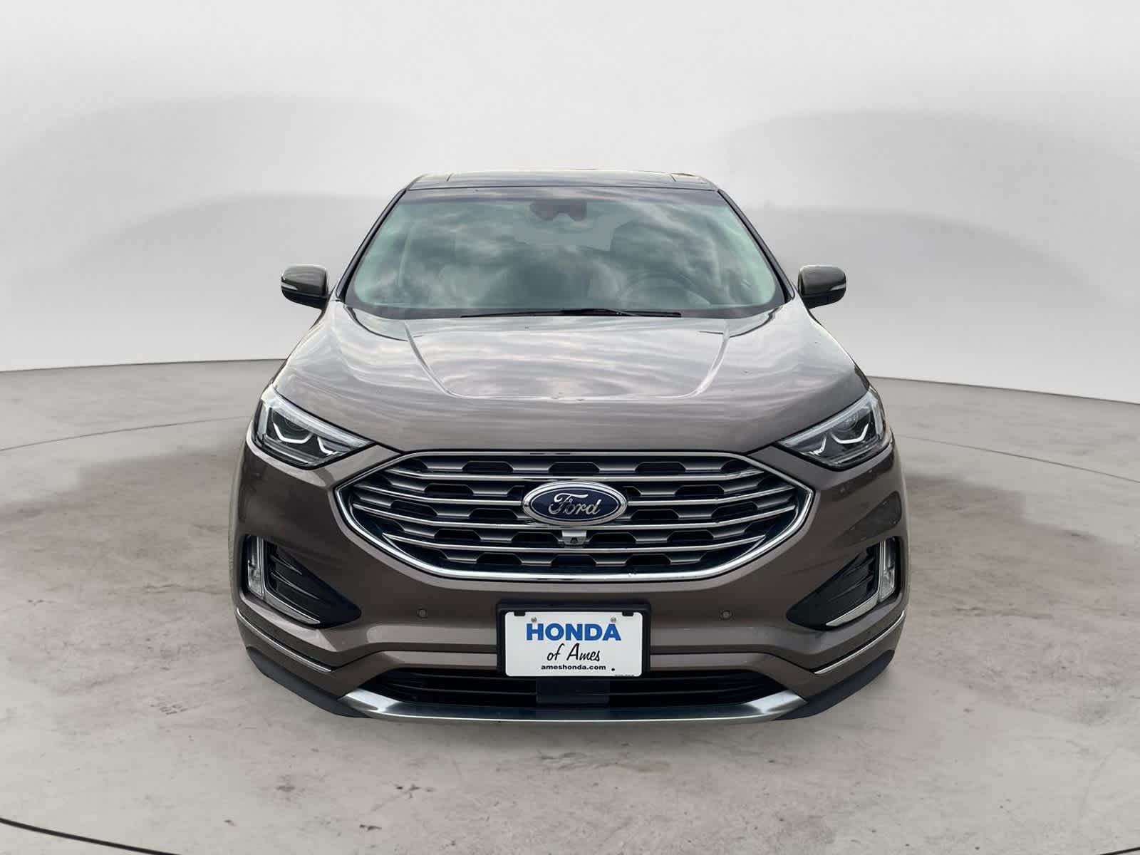 2019 Ford Edge Titanium 2