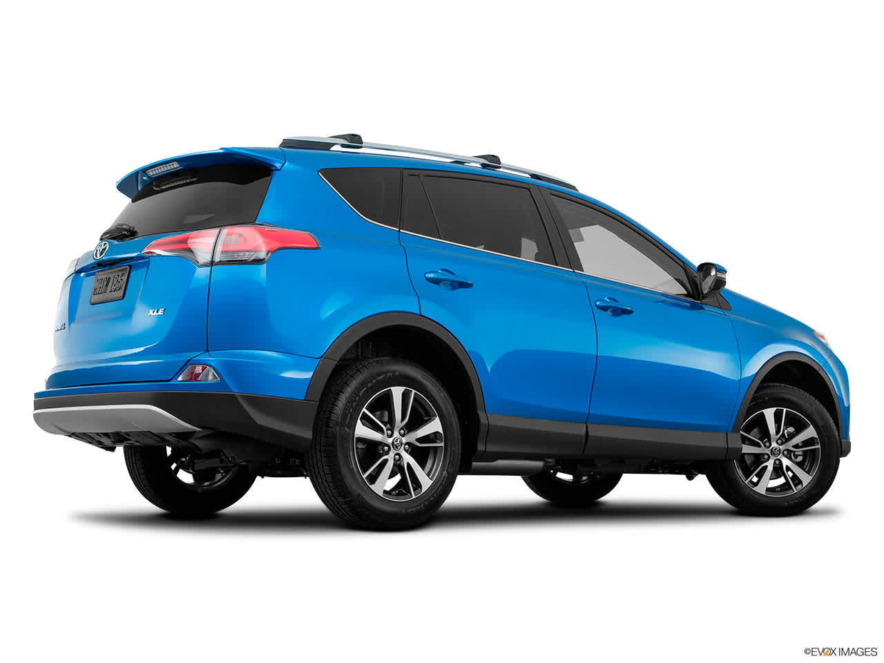 2017 Toyota RAV4 XLE 5