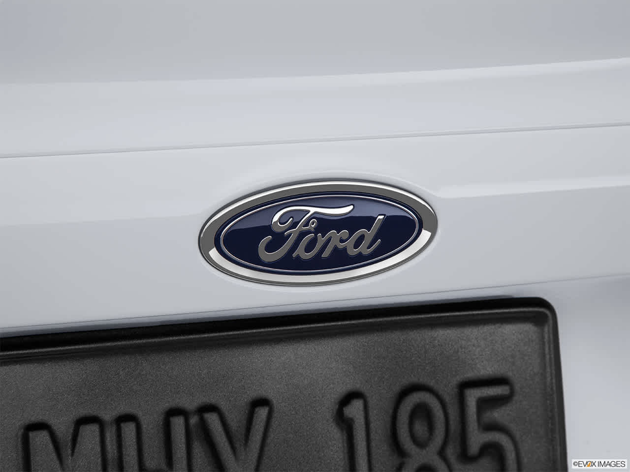 2014 Ford Fiesta S 23