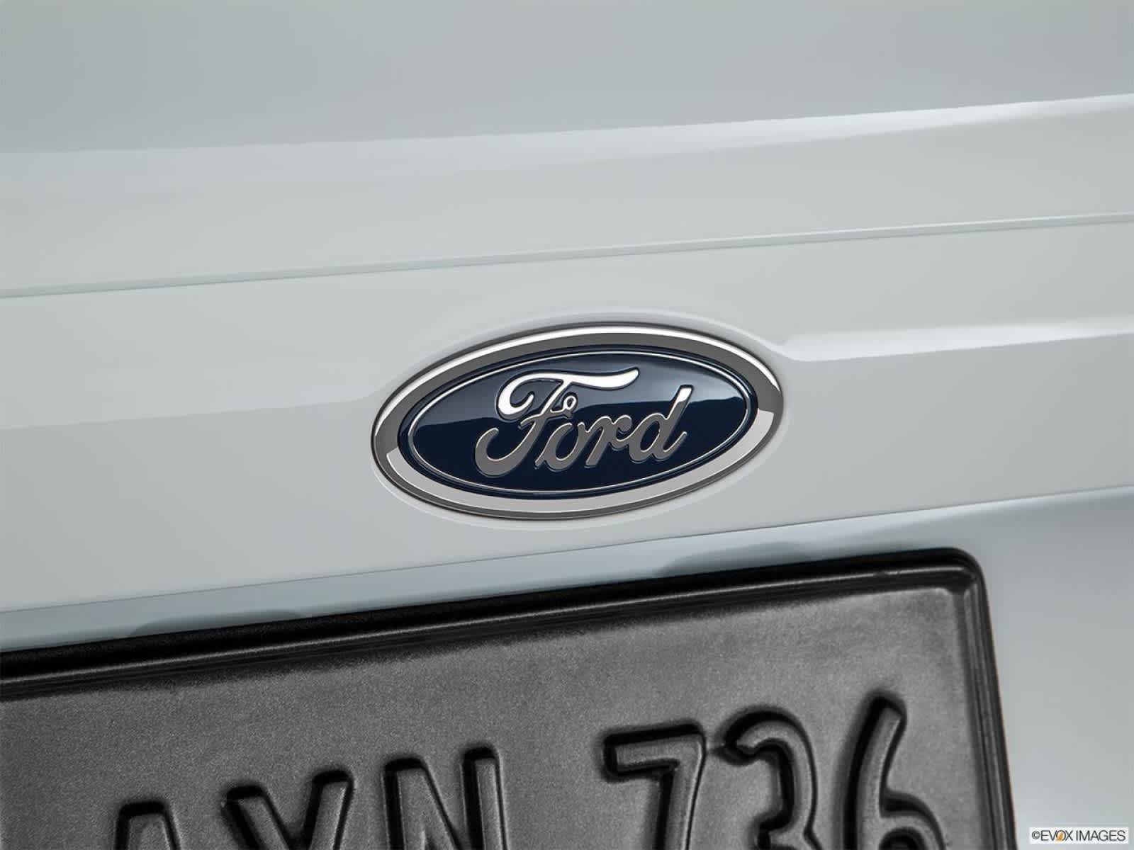2019 Ford Fiesta SE 25