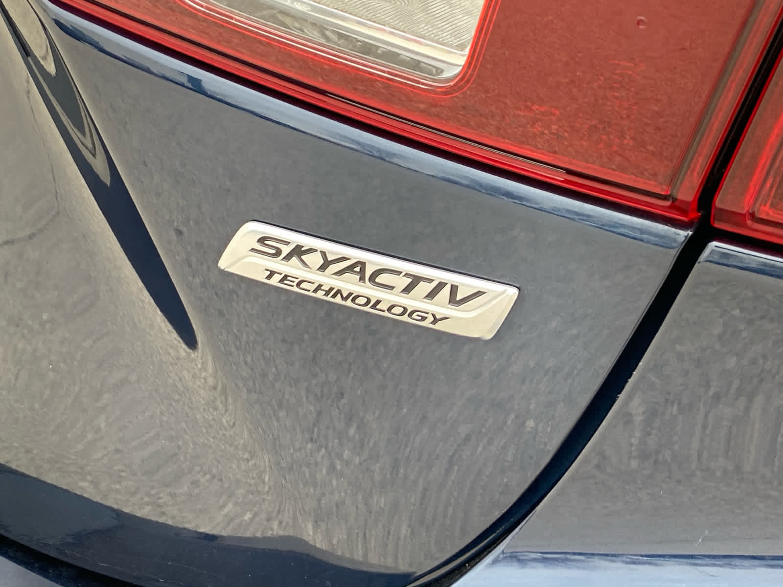 2018 Mazda Mazda3 4-Door Sport 26