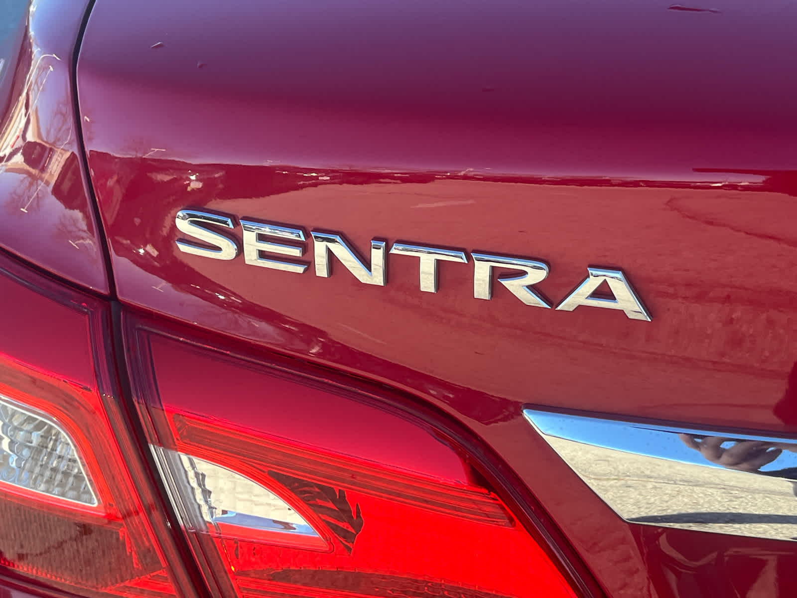 2018 Nissan Sentra SV 8