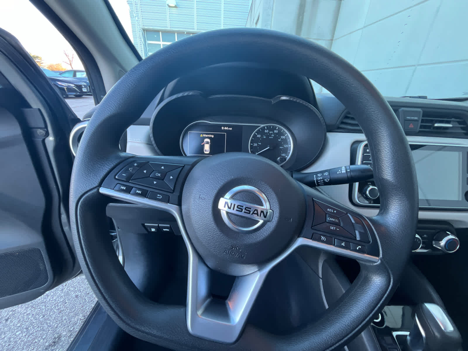 2021 Nissan Versa SV 16