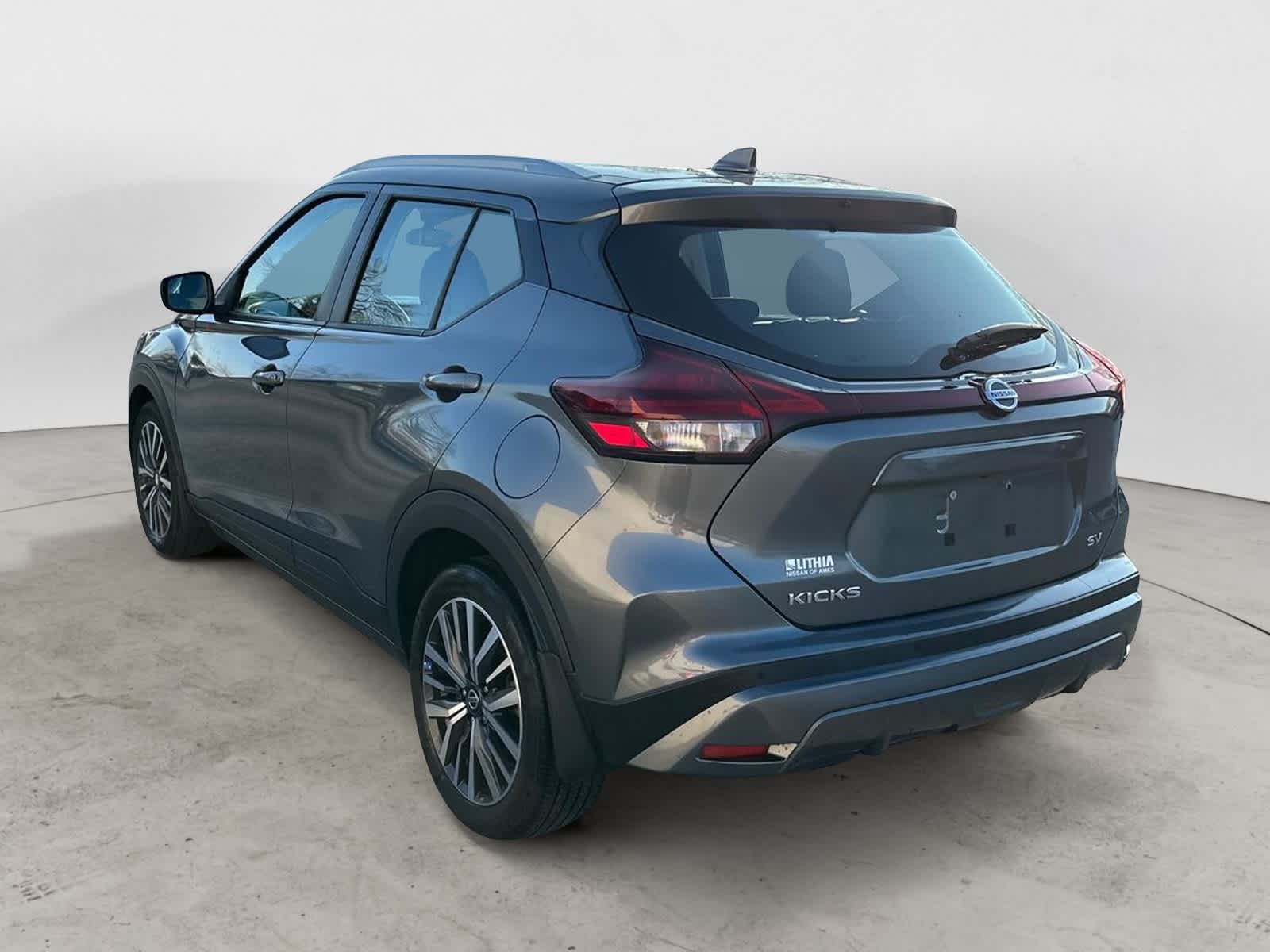 2021 Nissan Kicks SV 4