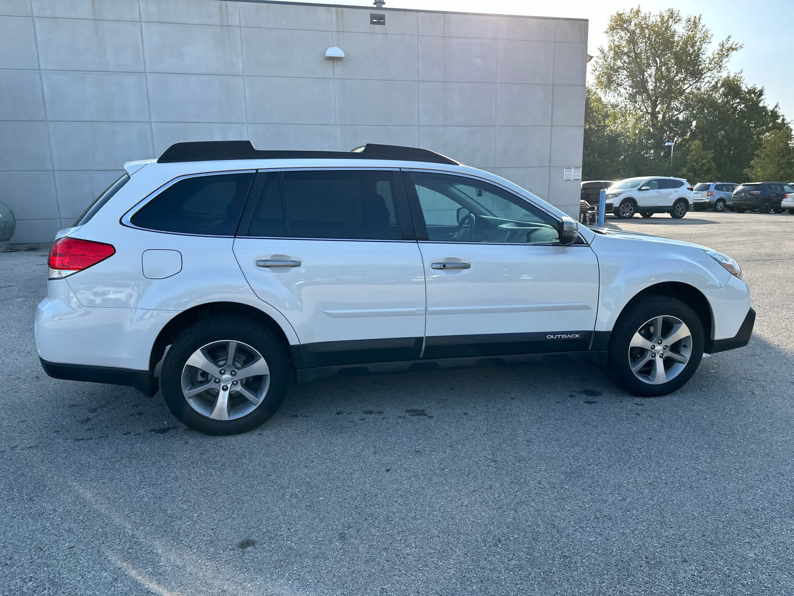 2013 Subaru Outback 2.5i Limited 7