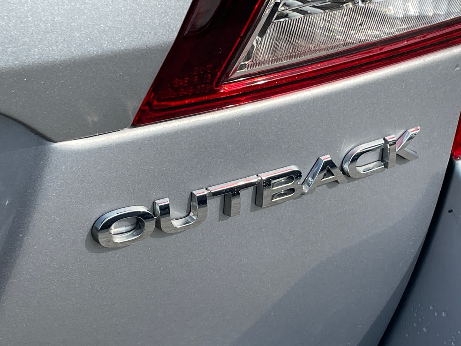 2019 Subaru Outback  18