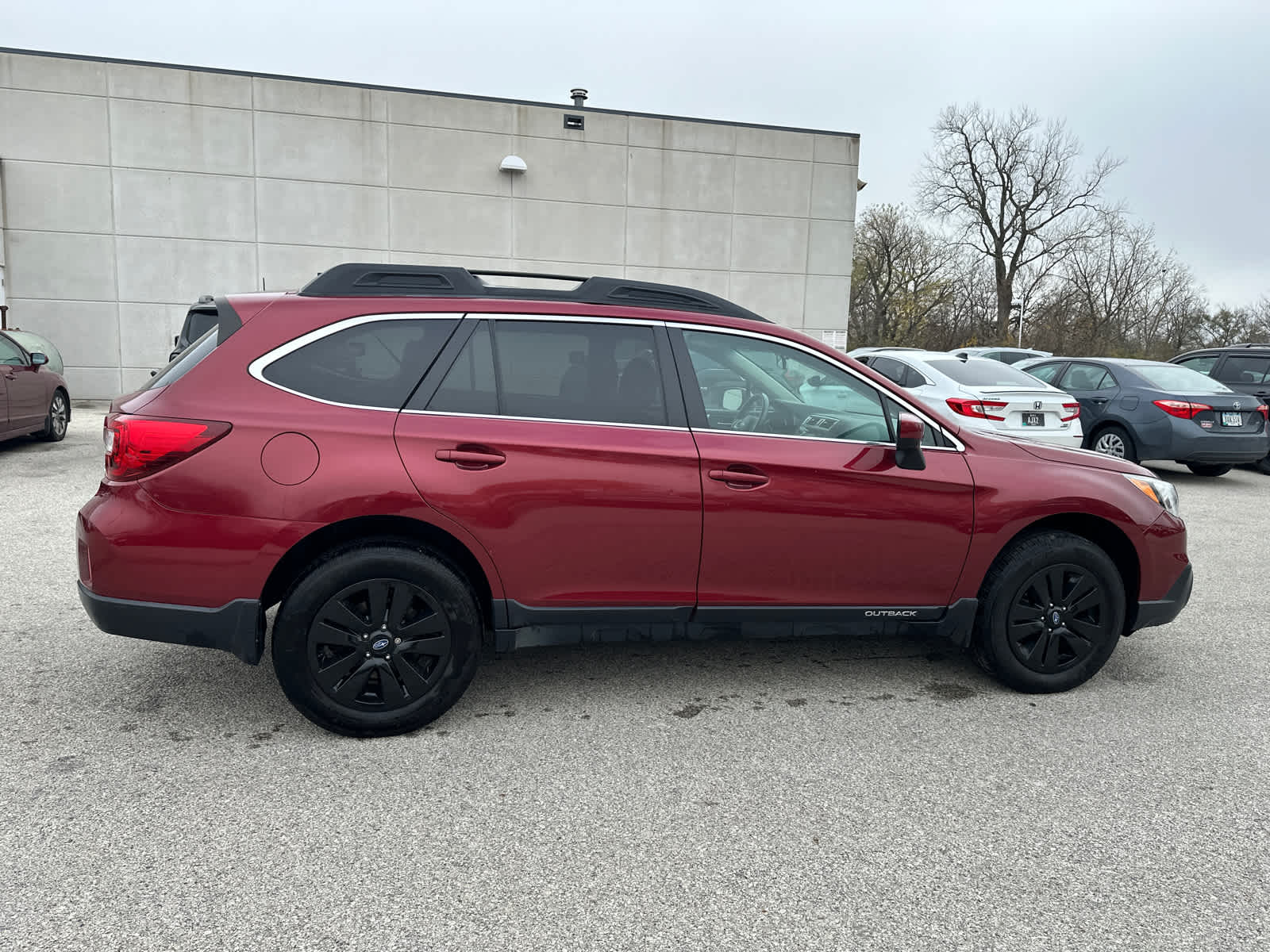 2017 Subaru Outback Premium 7