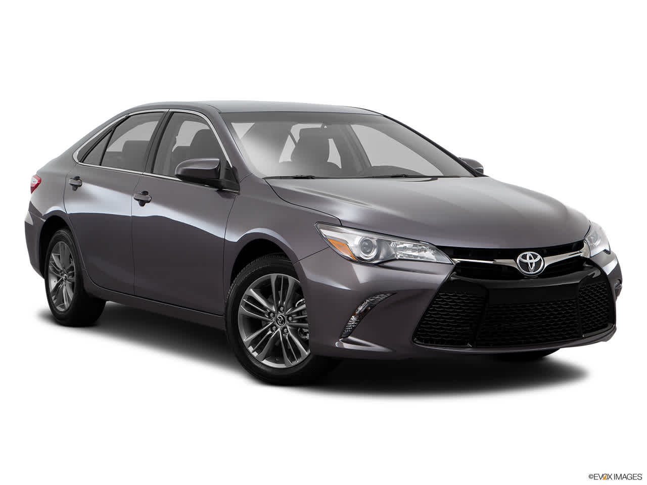 2016 Toyota Camry SE 27