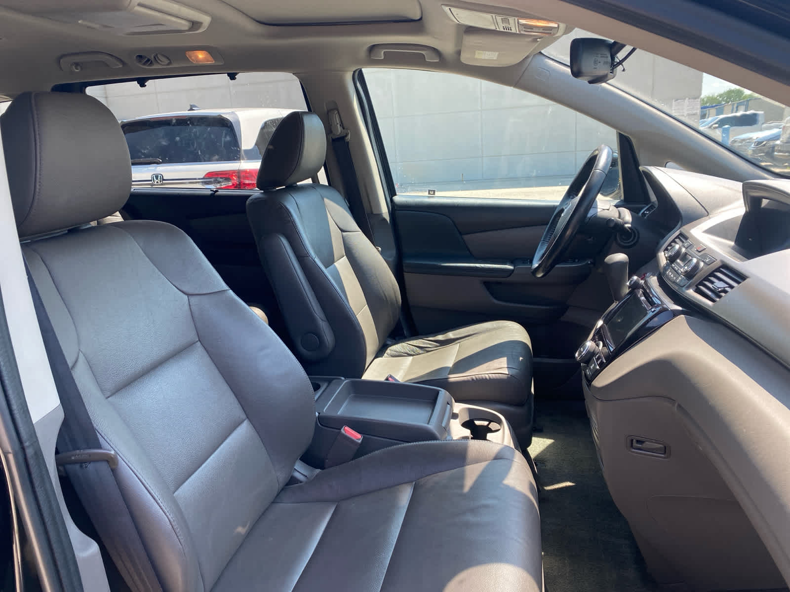2016 Honda Odyssey EX-L 8