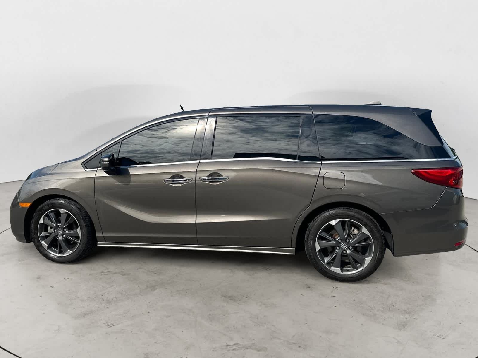 2022 Honda Odyssey Elite 3