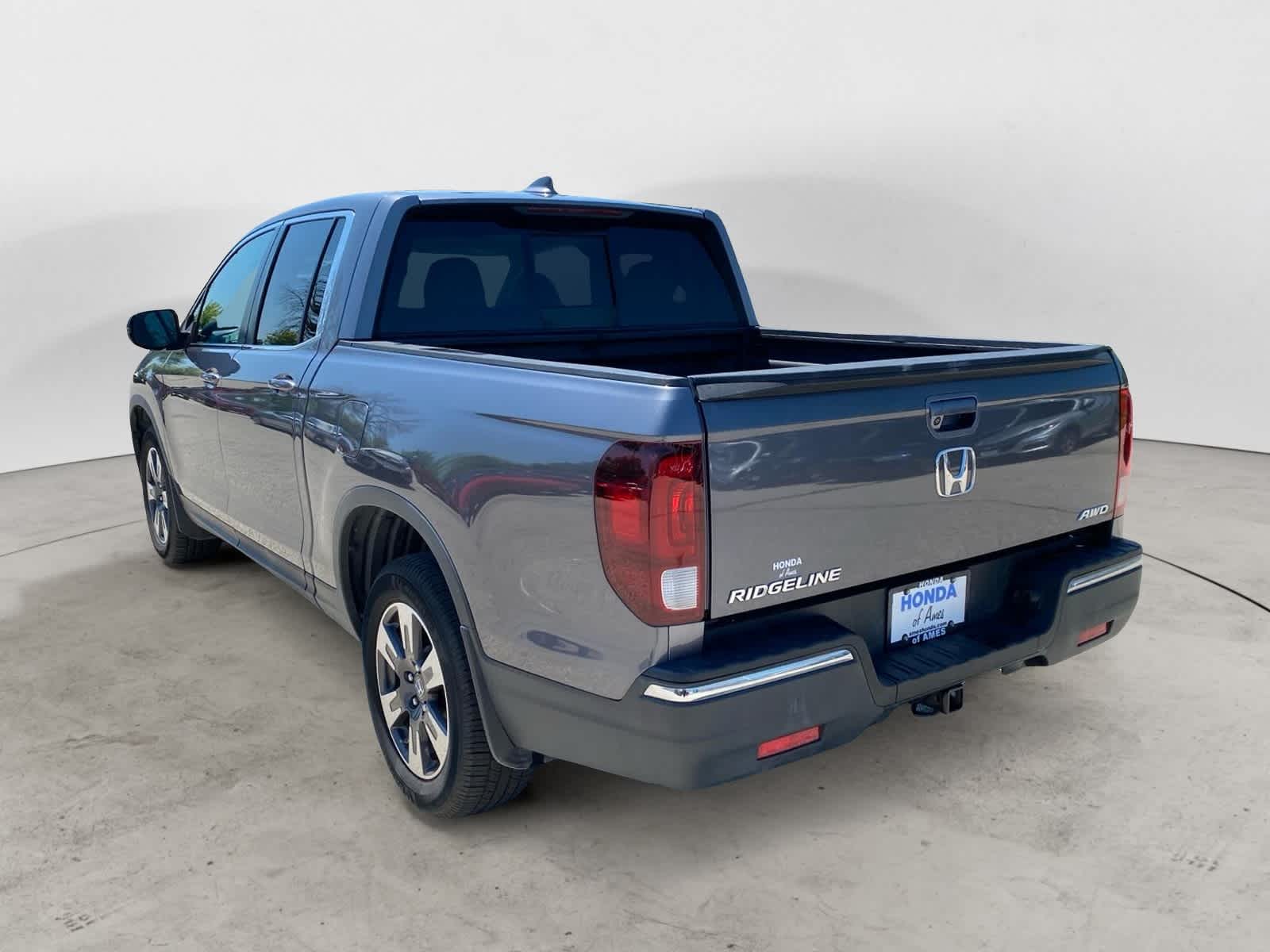 2019 Honda Ridgeline RTL-T AWD 4