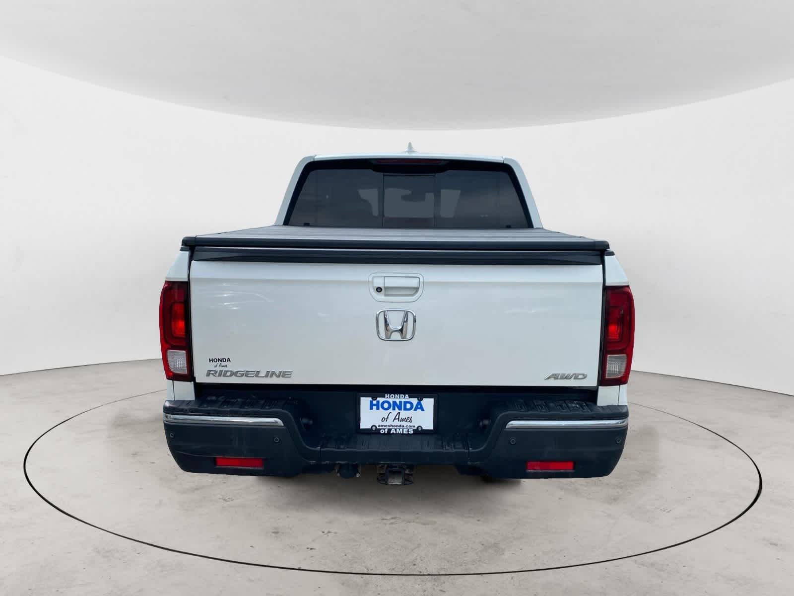 2017 Honda Ridgeline RTL-E 4x4 Crew Cab 5.3 Bed 5