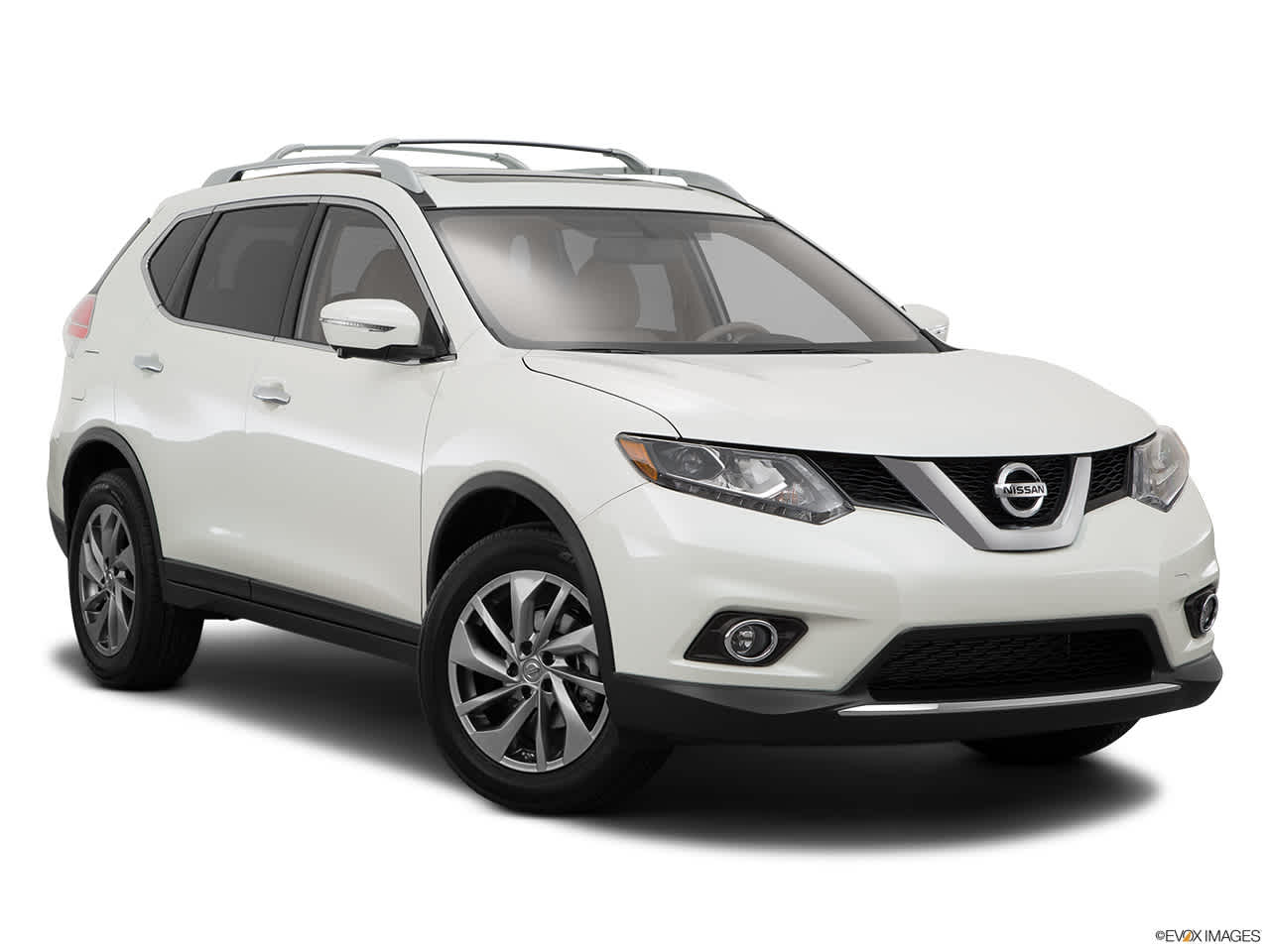 2015 Nissan Rogue SL 33