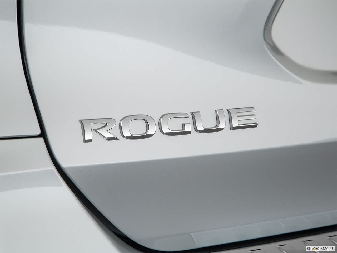 2018 Nissan Rogue S 8