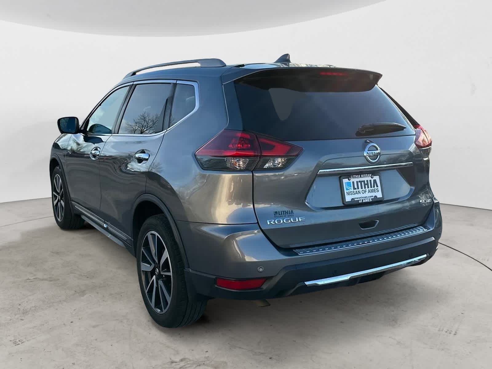 2020 Nissan Rogue SL 4