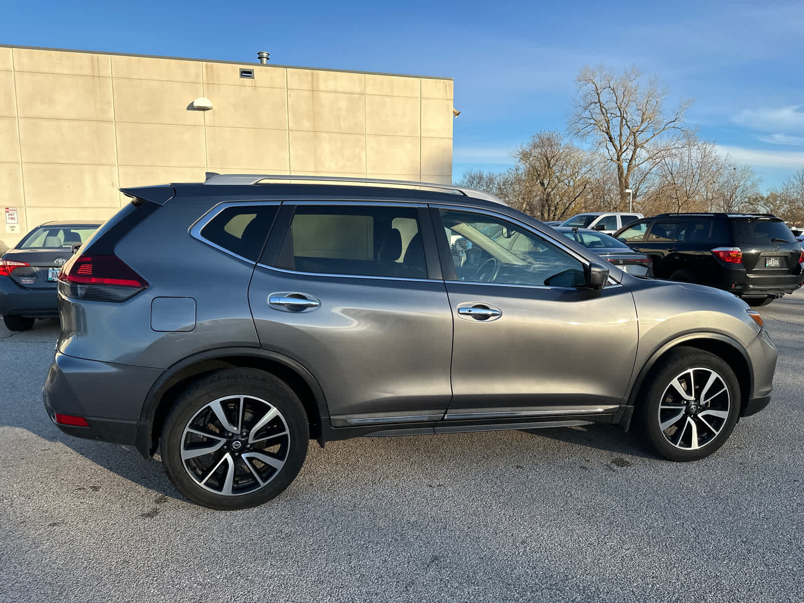 2020 Nissan Rogue SL 7