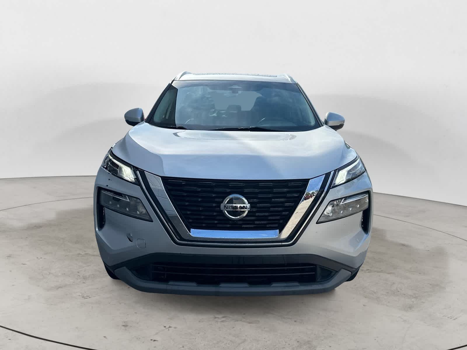 2021 Nissan Rogue SV 2