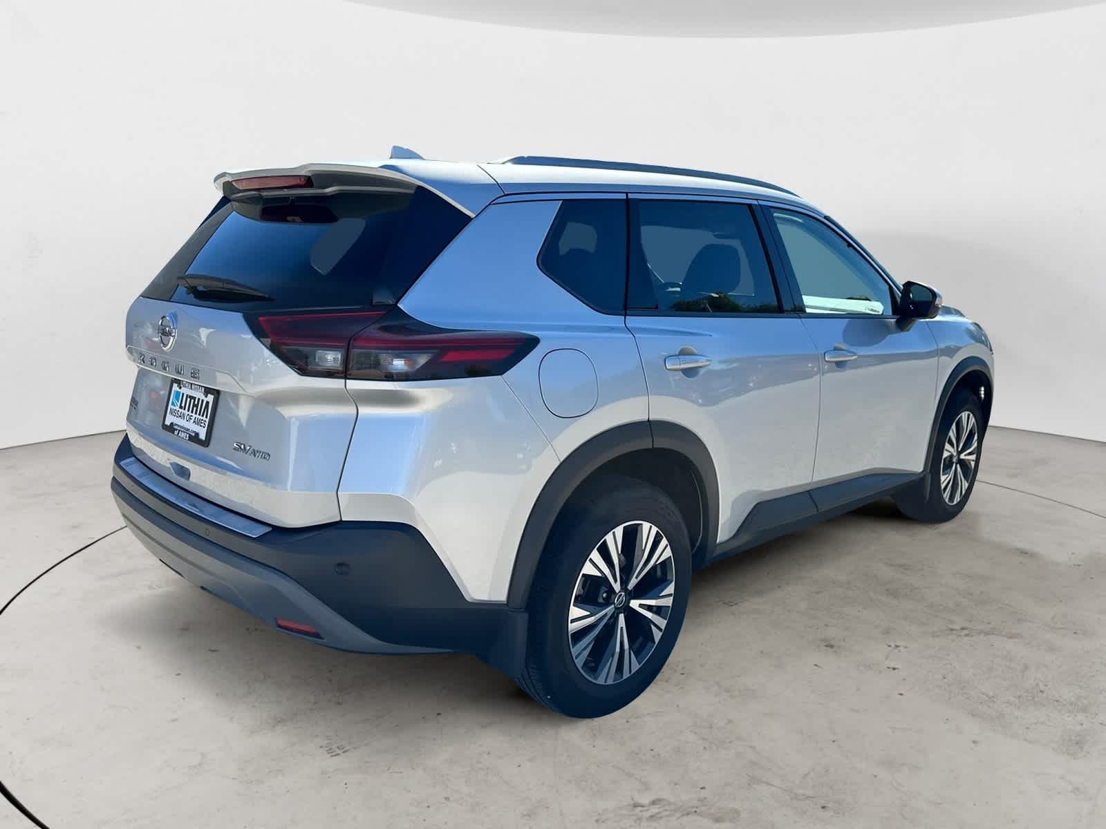 2021 Nissan Rogue SV 6