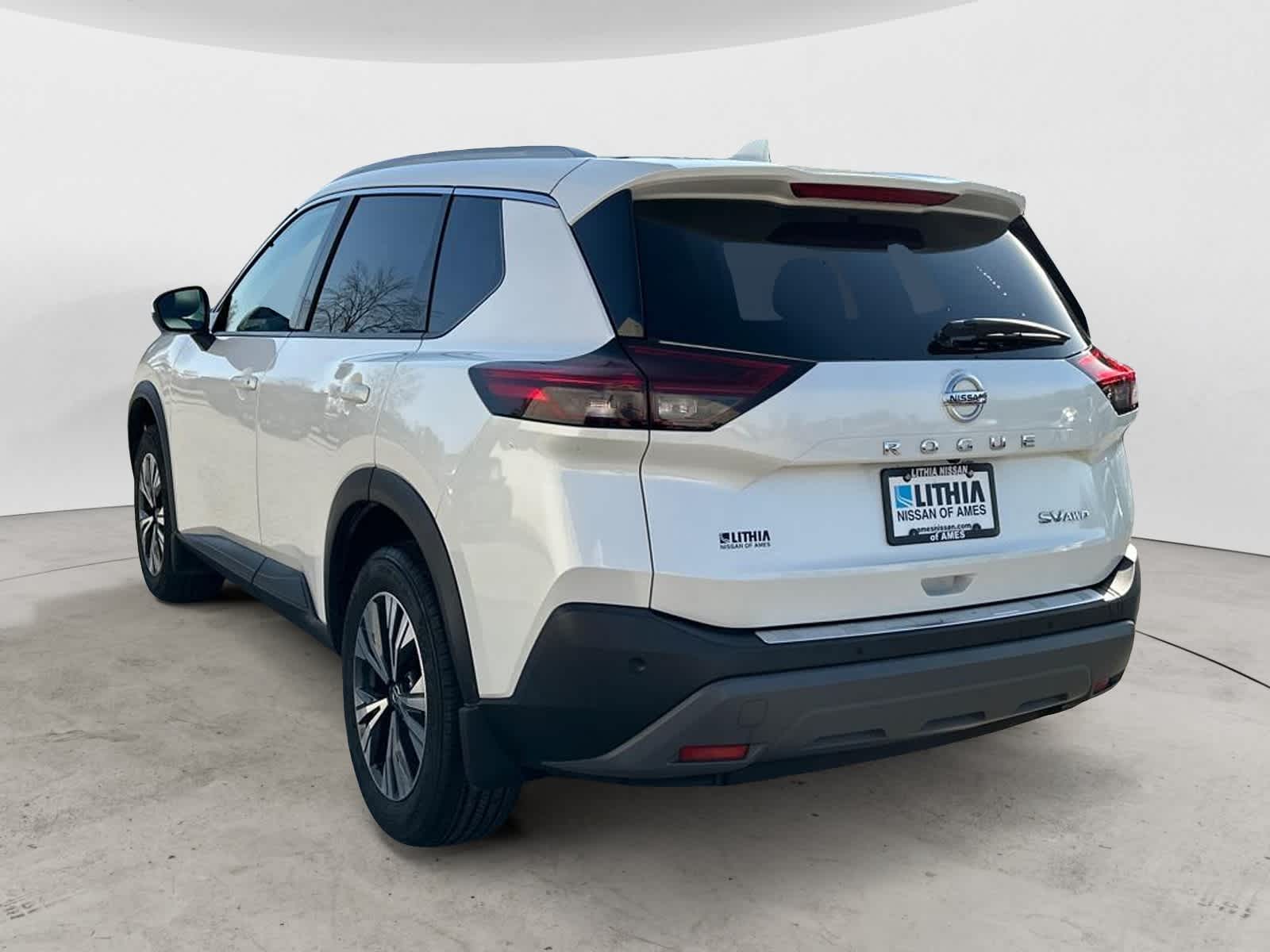 2021 Nissan Rogue SV 4