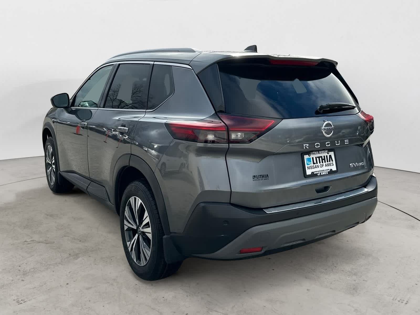 2021 Nissan Rogue SV 4