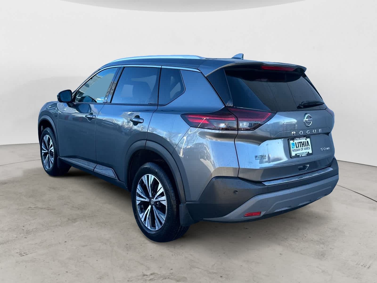 2021 Nissan Rogue SV 4