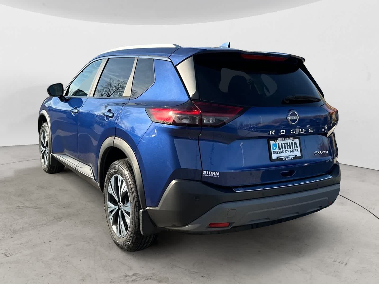 2022 Nissan Rogue SV 4