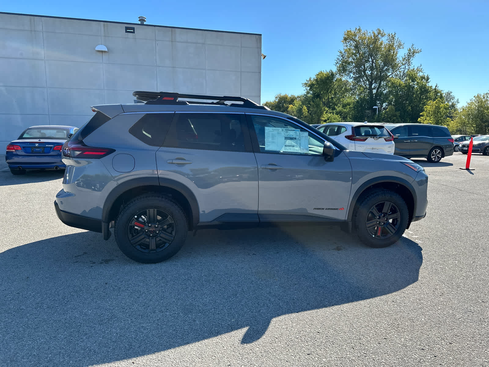 2025 Nissan Rogue SV 7