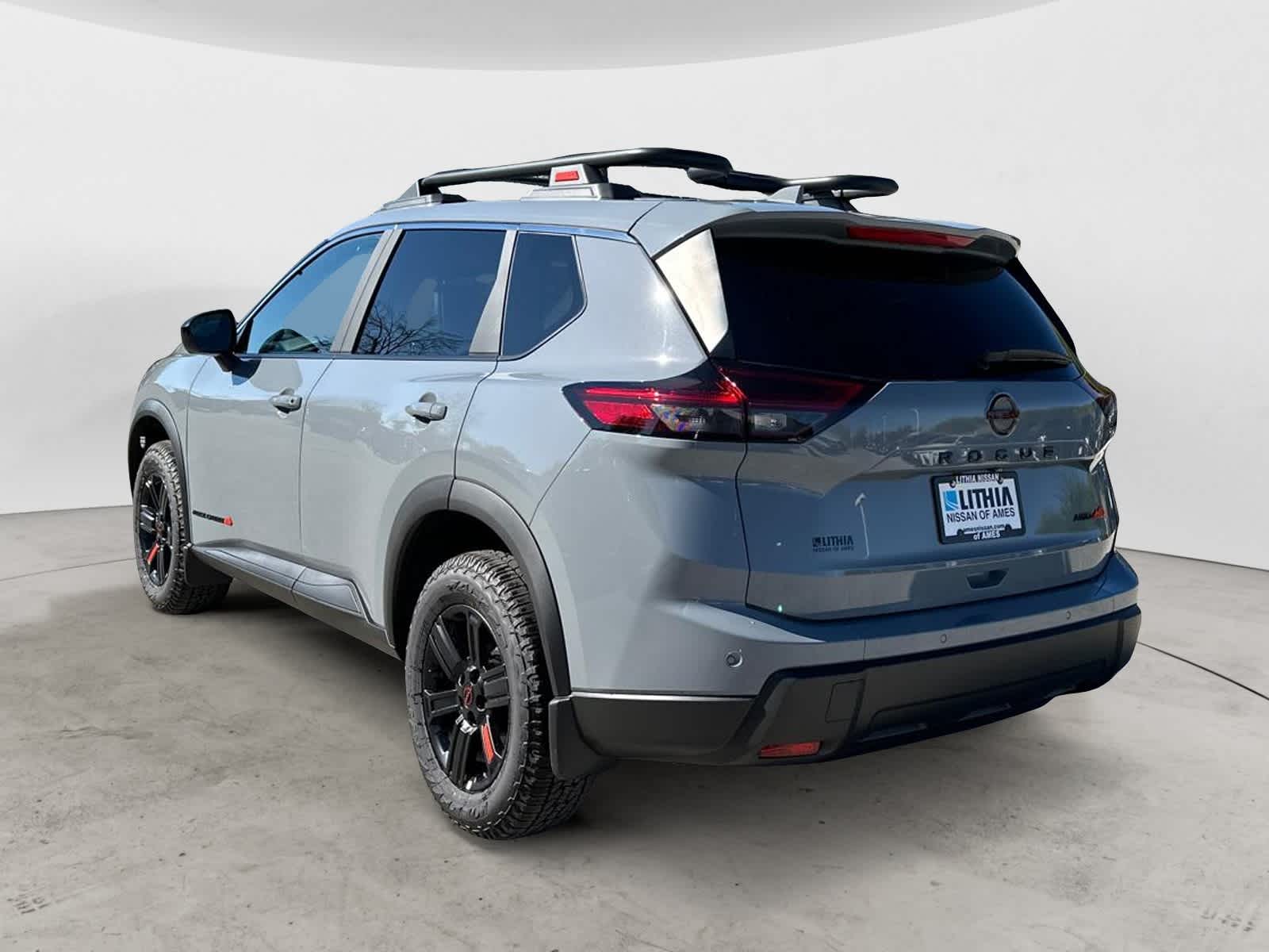 2025 Nissan Rogue SV 4