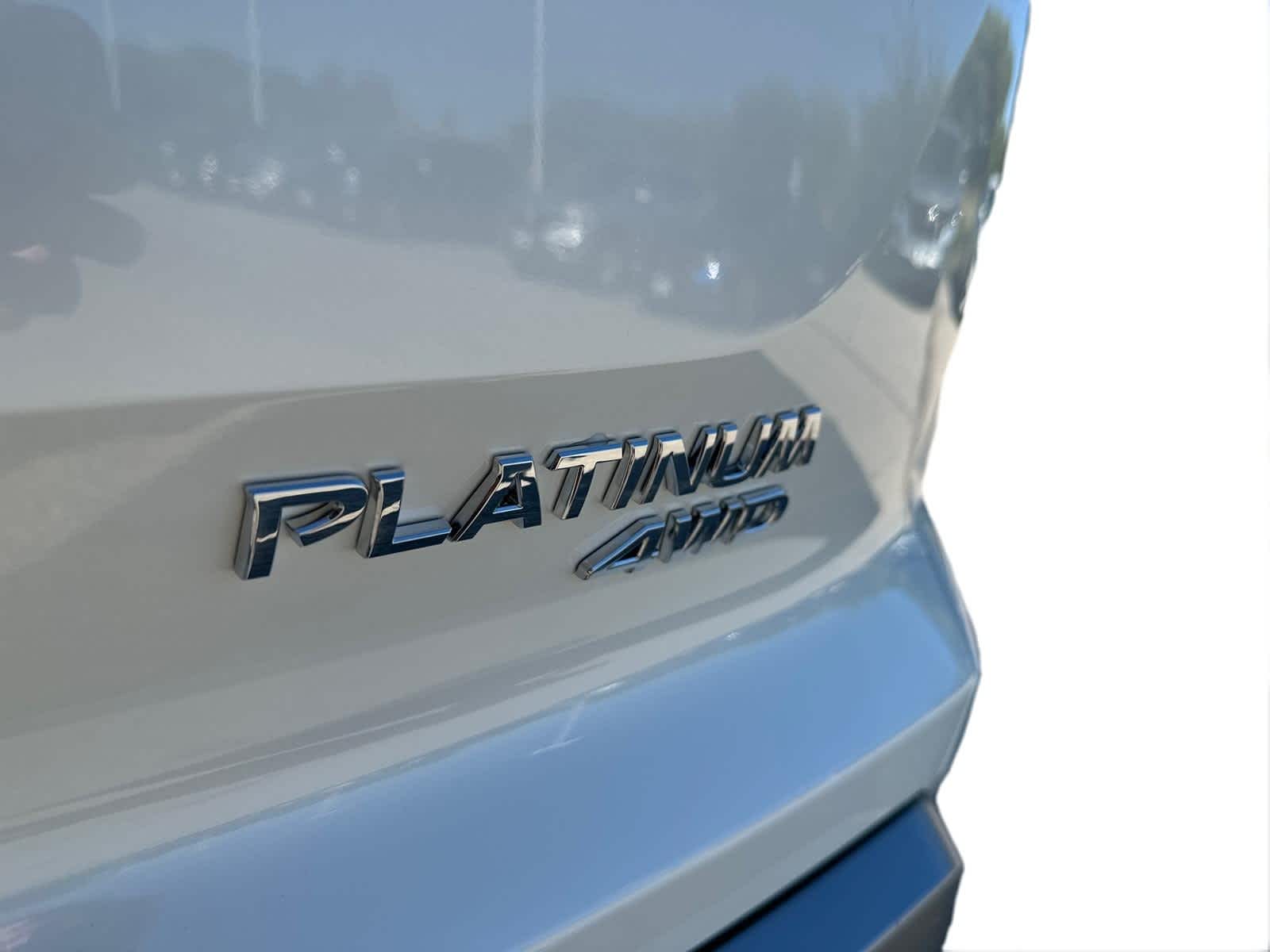 2024 Nissan Pathfinder Platinum 6