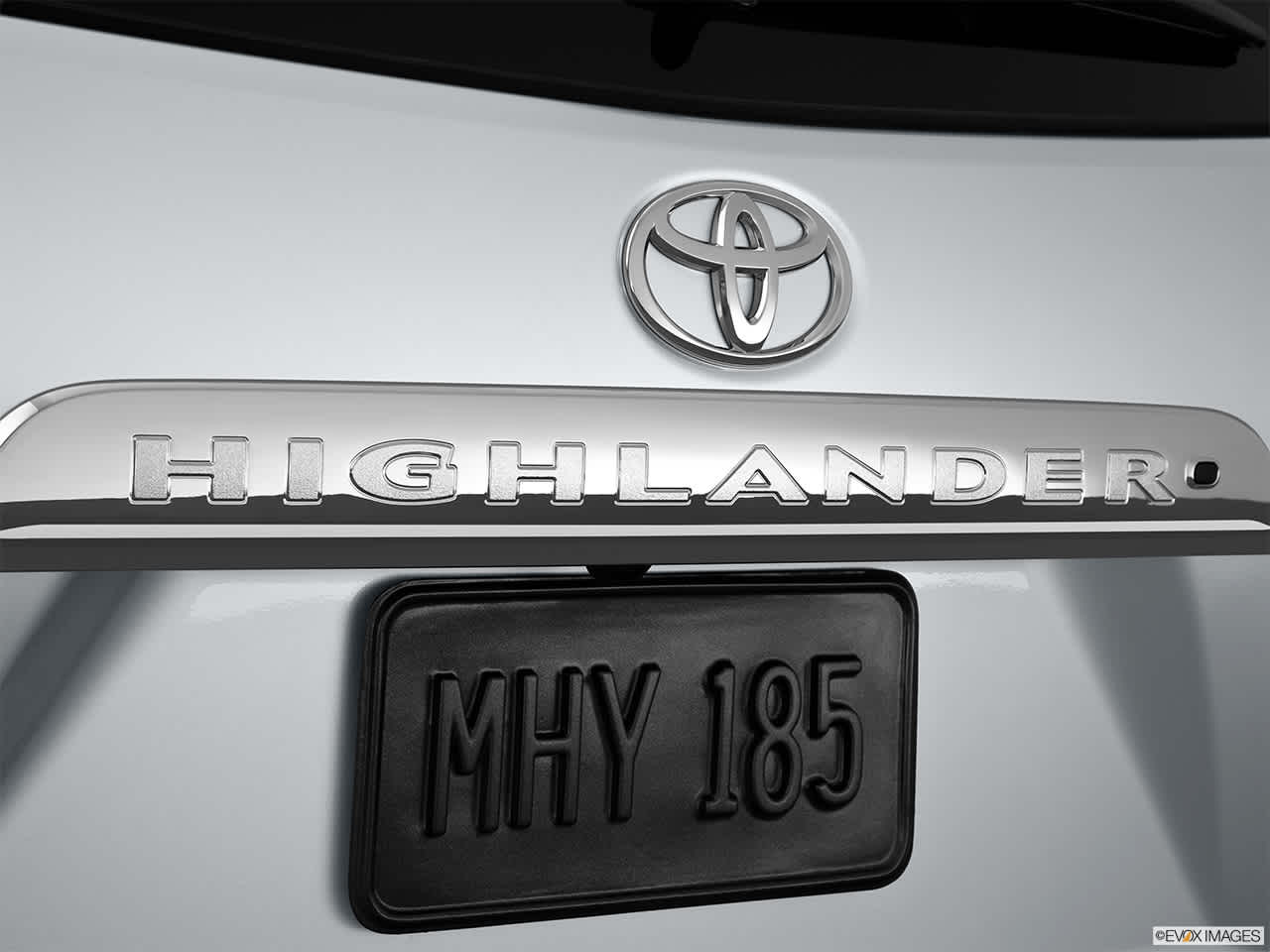 2012 Toyota Highlander Limited 8