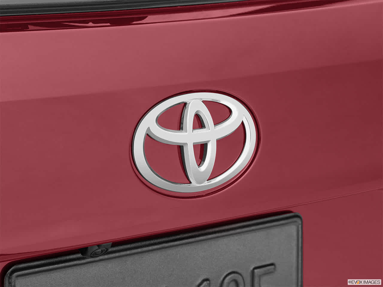 2022 Toyota Highlander Hybrid XLE 28