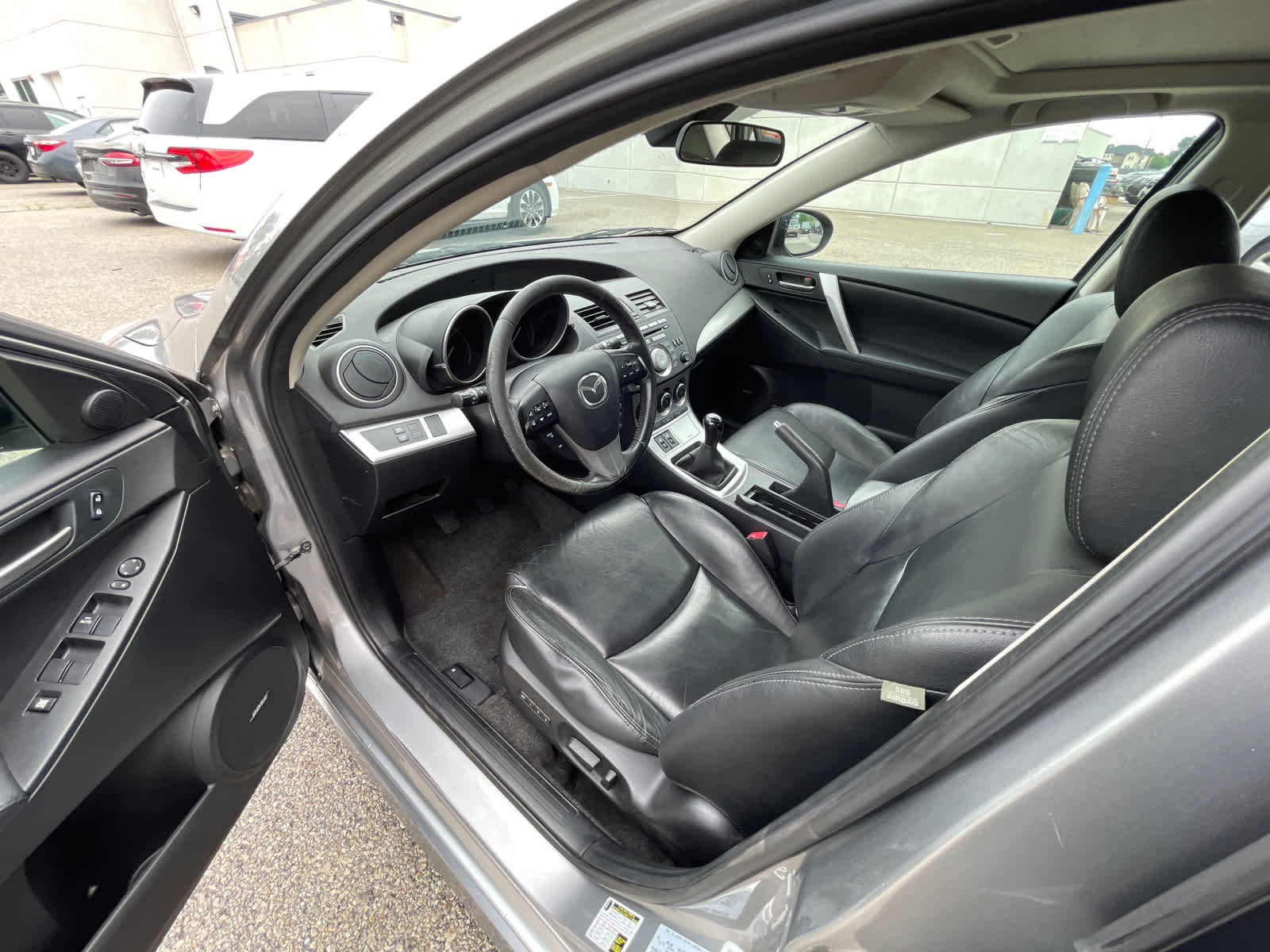 2010 Mazda MAZDA3 s Grand Touring 11