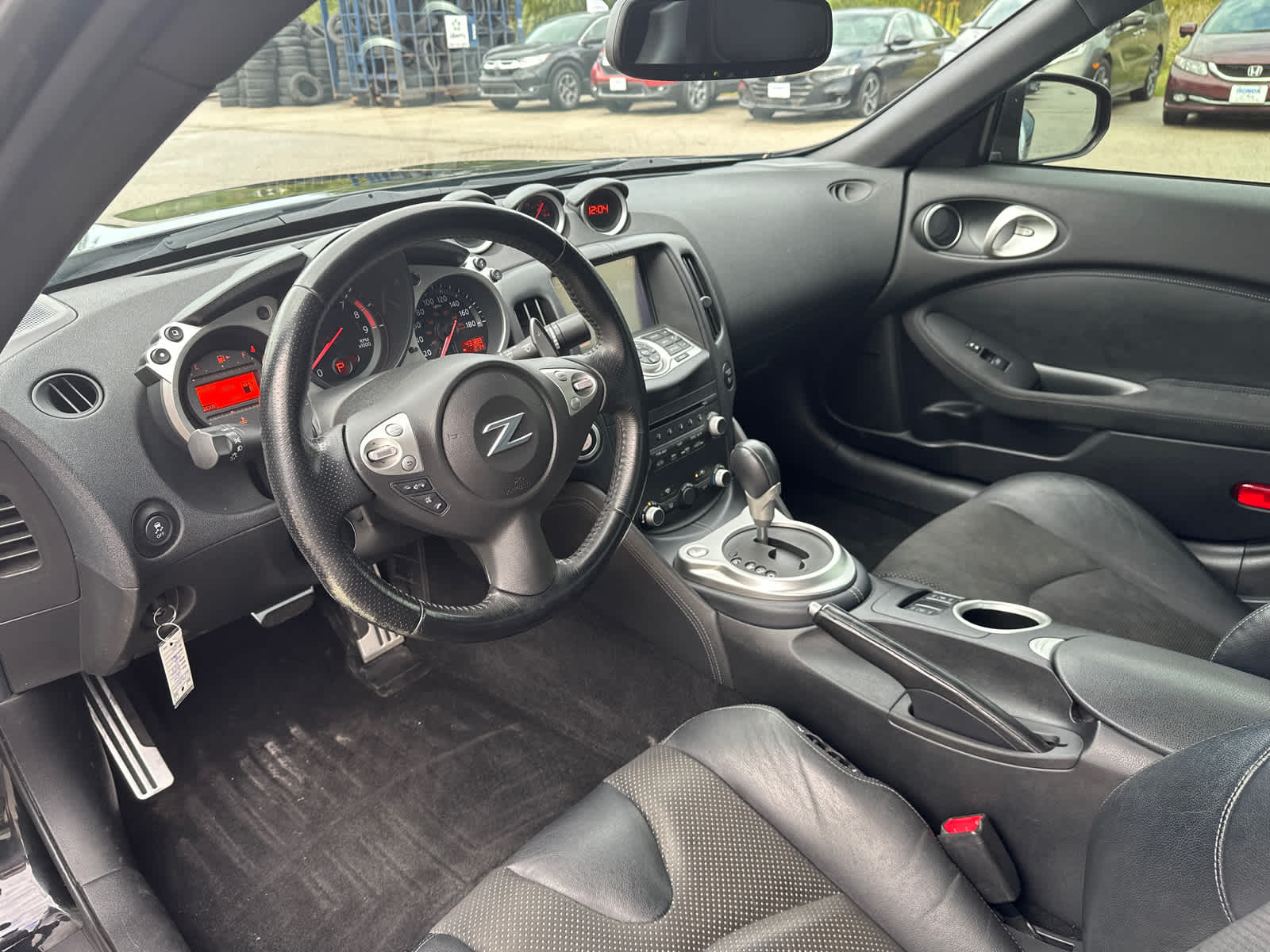 2014 Nissan 370Z Touring 11