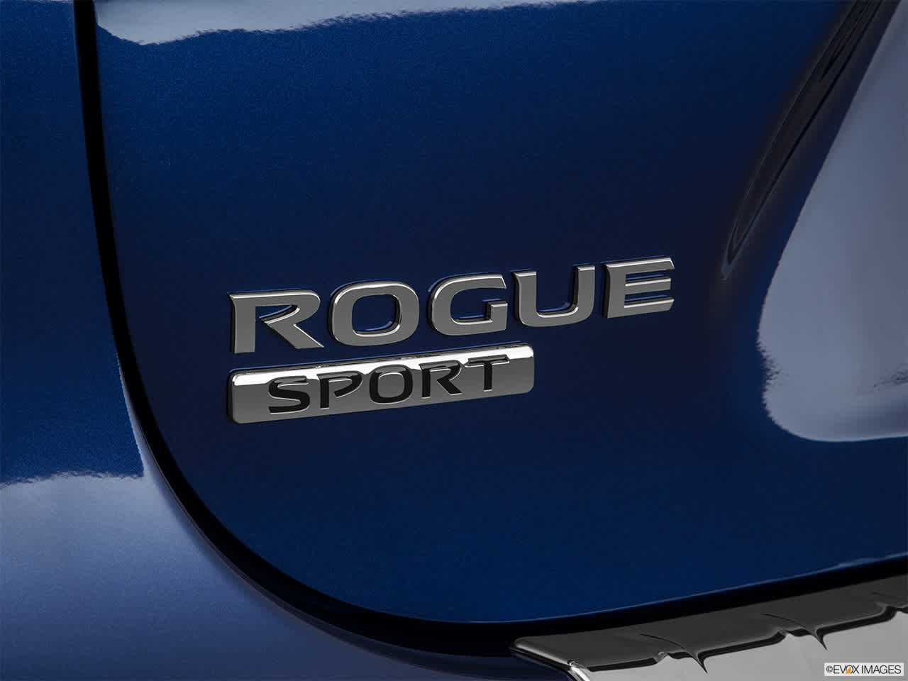 2018 Nissan Rogue Sport SV 8