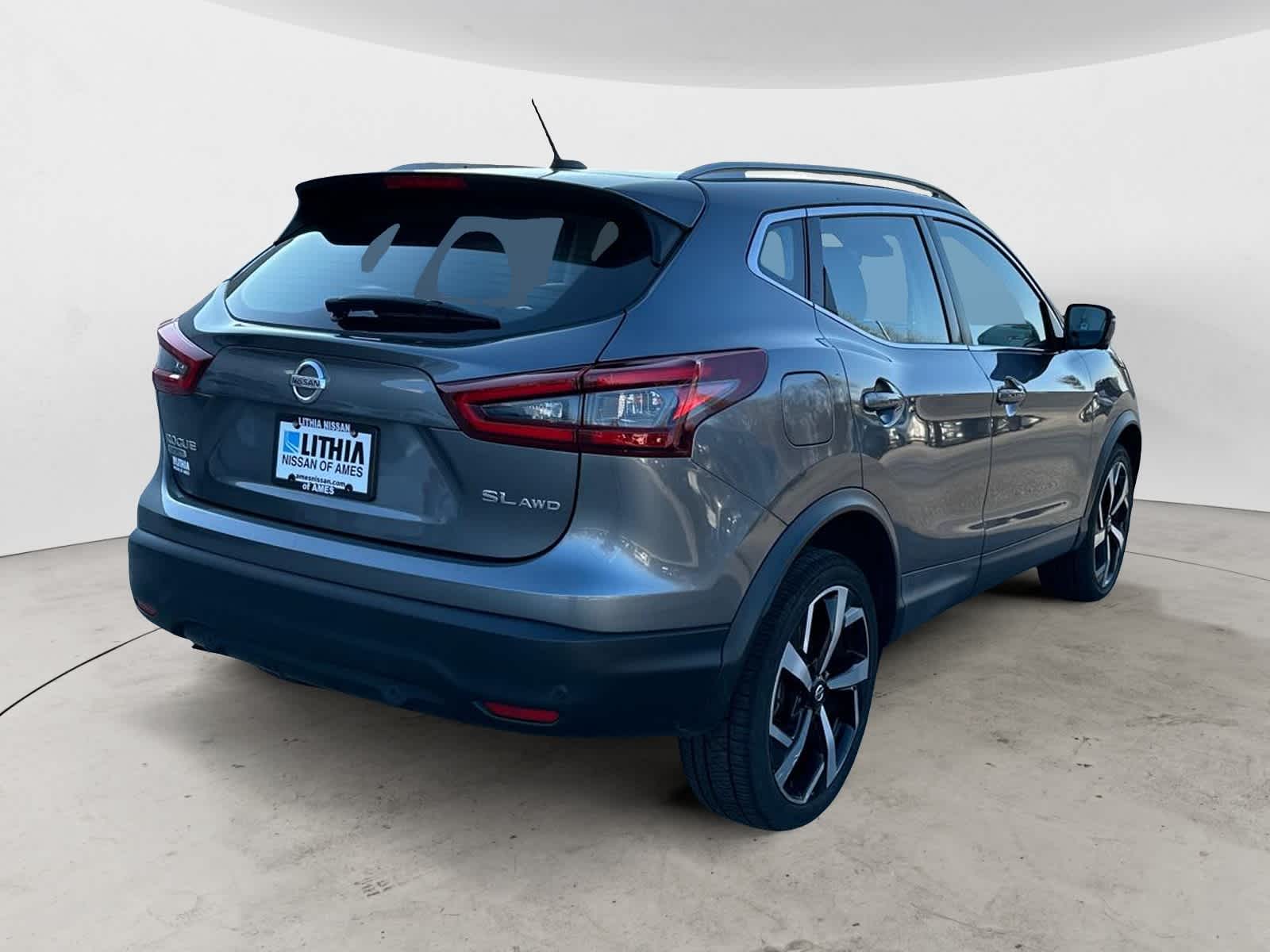 2020 Nissan Rogue Sport SL 6