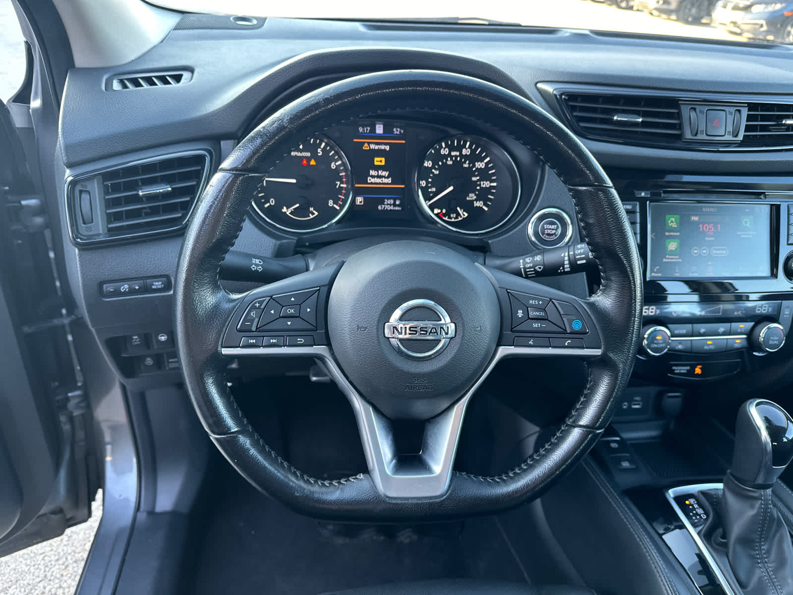 2020 Nissan Rogue Sport SL 12