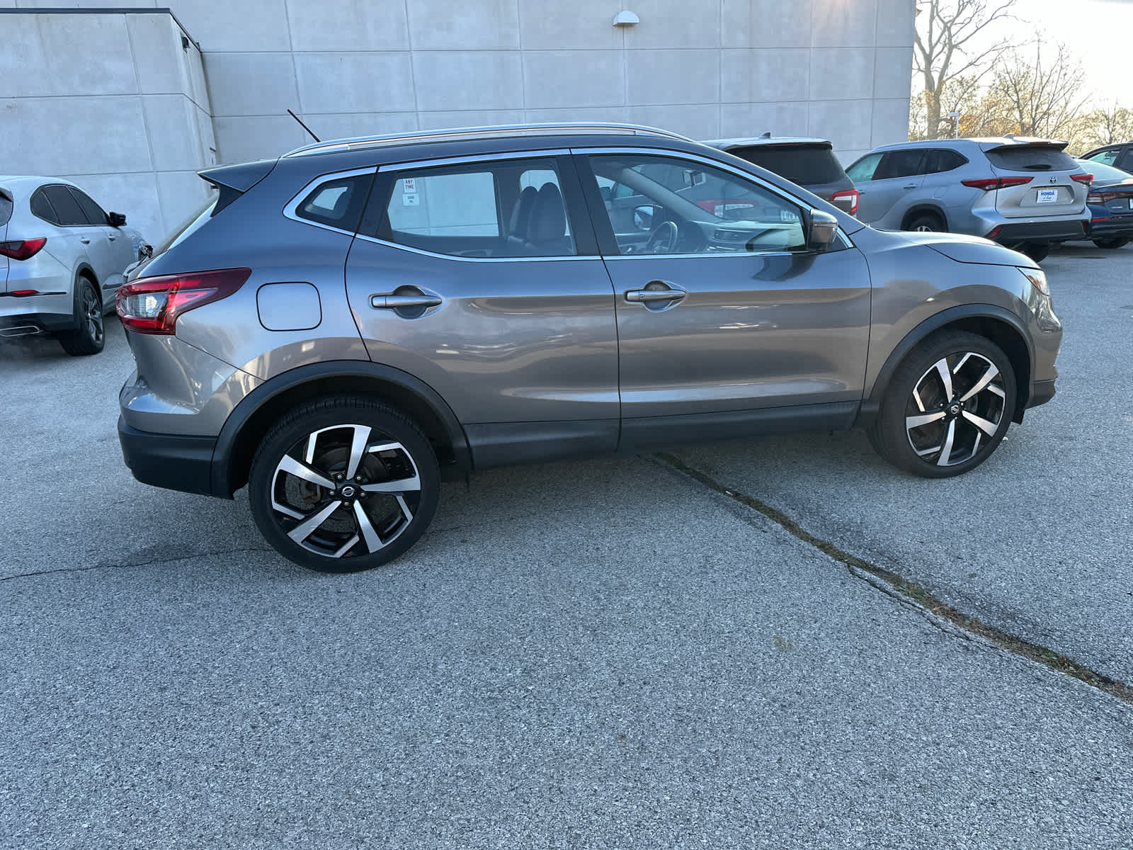 2020 Nissan Rogue Sport SL 7