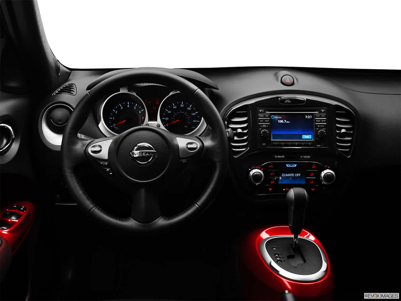 2012 Nissan JUKE SL 12