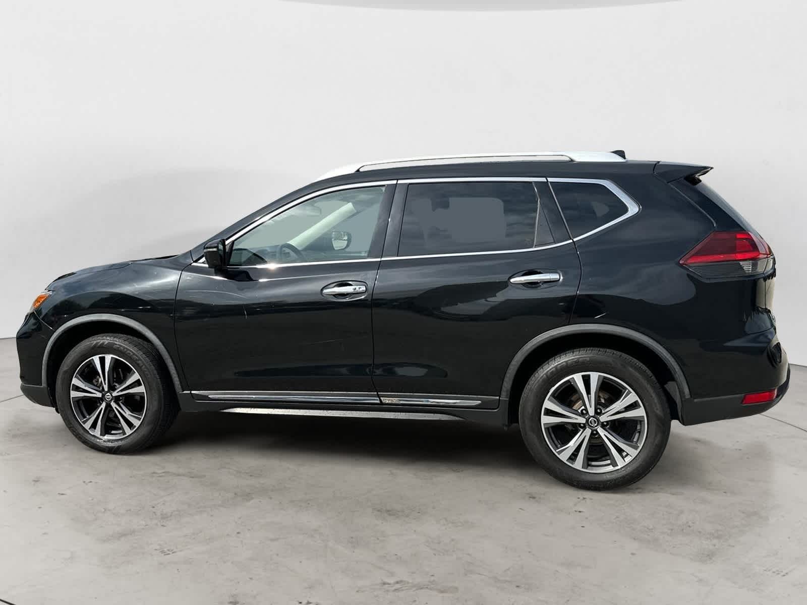 2018 Nissan Rogue SL 3