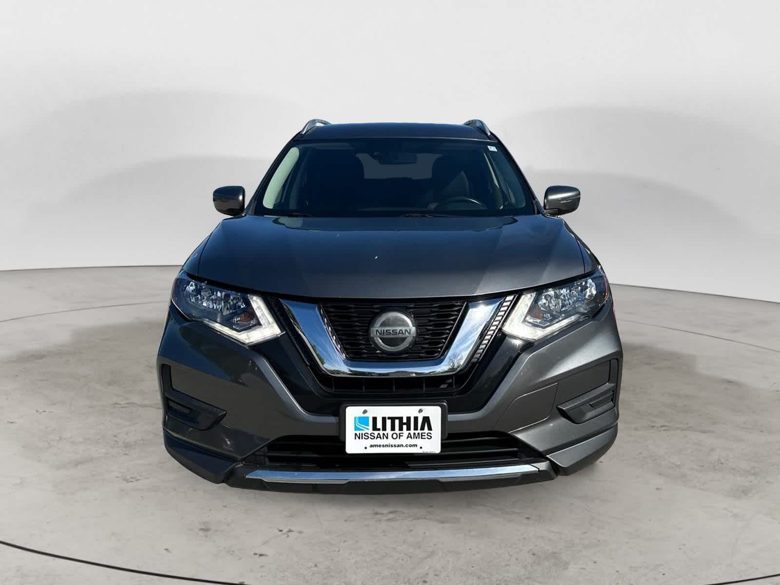 2019 Nissan Rogue SV 2