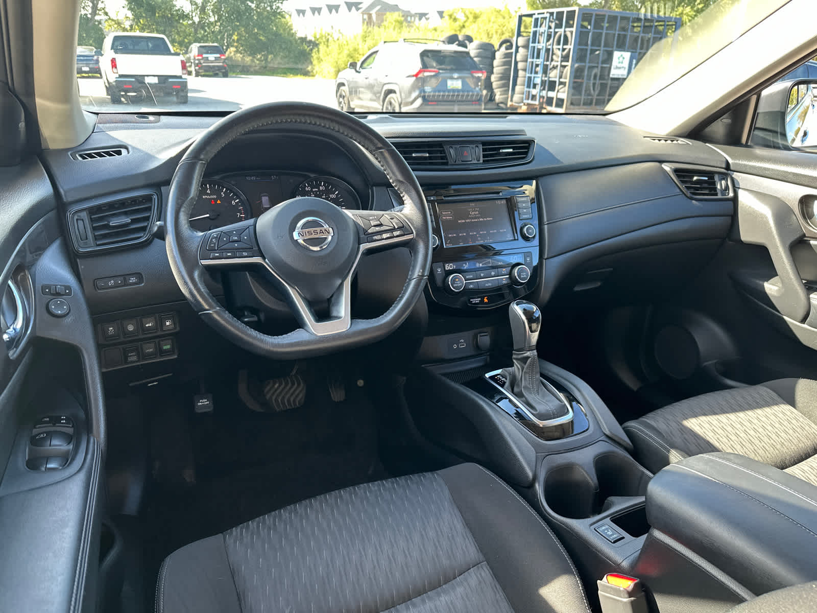 2019 Nissan Rogue SV 25