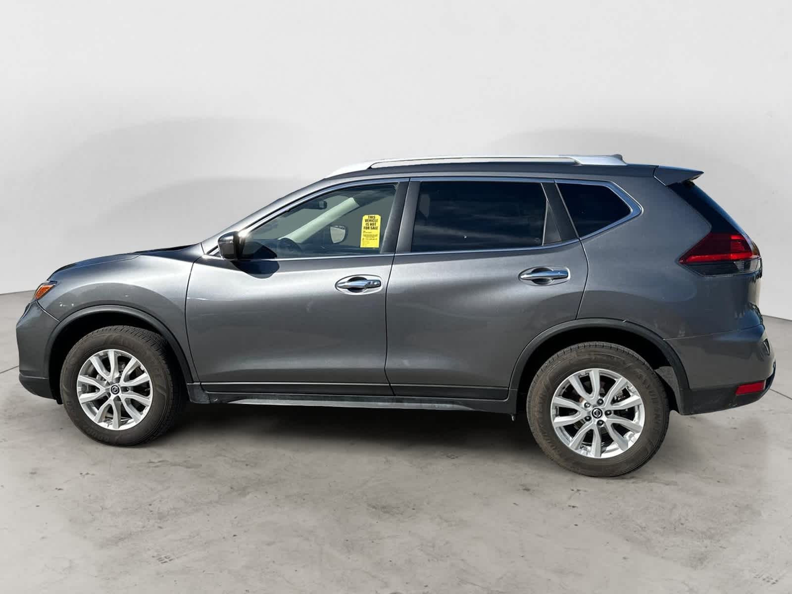 2019 Nissan Rogue SV 3