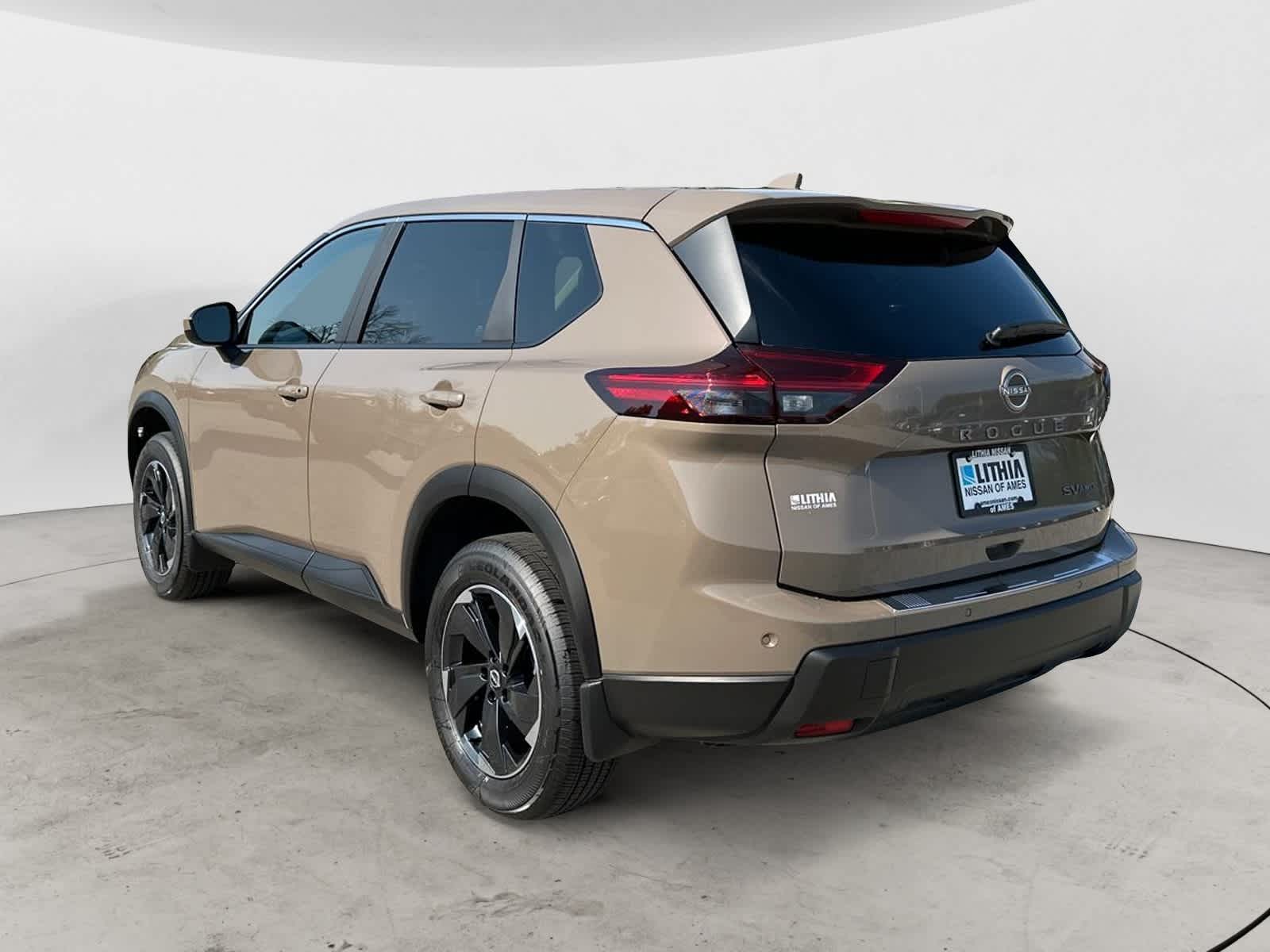 2024 Nissan Rogue SV 4