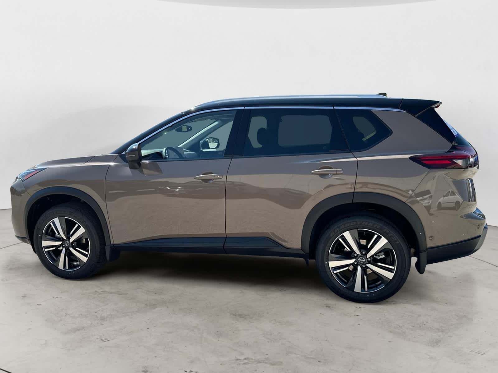 2024 Nissan Rogue SL 3