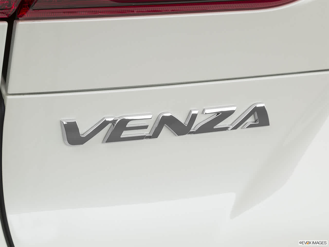 2021 Toyota Venza XLE 8