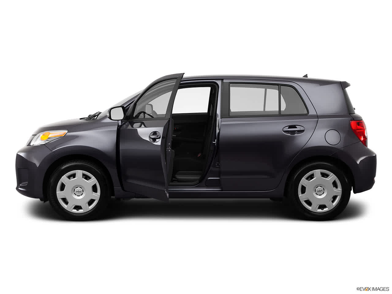 2012 Scion xD  4