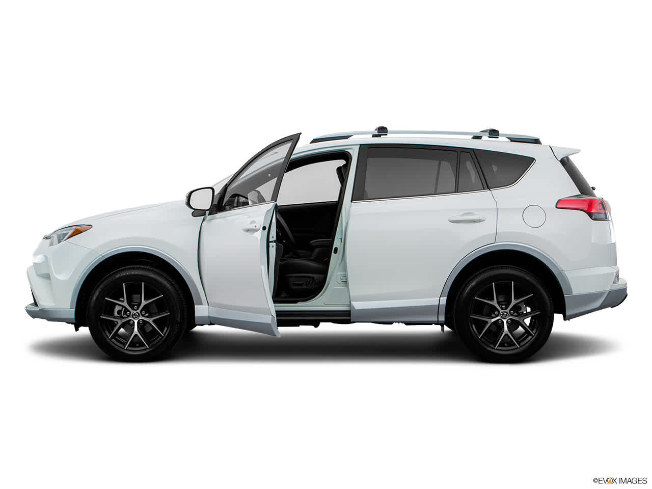 2016 Toyota RAV4 SE 4